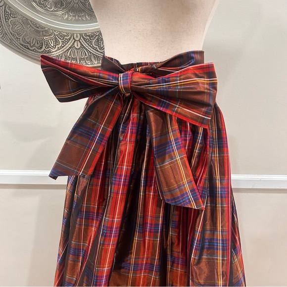 $498 Trina Turk Kalina skirt in red multi plaid - Picture 6 of 13